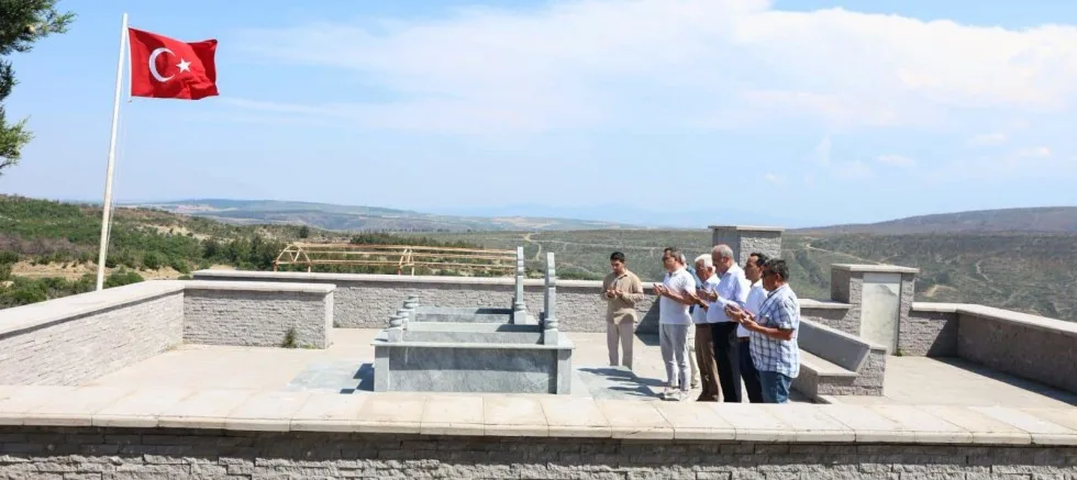 Vali Toraman Karainebeyli'de Vatandaşlarla Buluştu