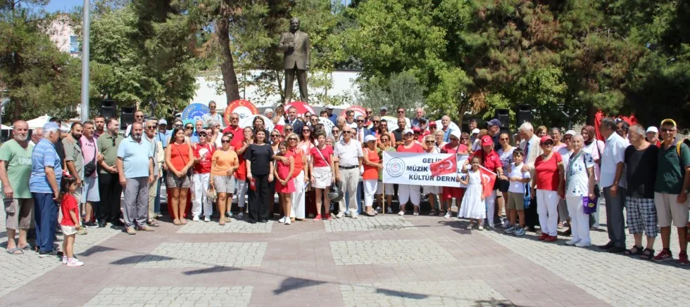 Yeni Parti Gelibolu’dan Ata’ya Saygı Töreni