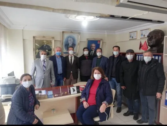 Yeni Üyelere Rozetleri Takıldı