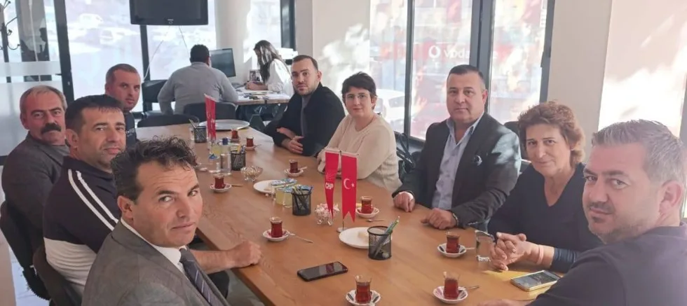 Yeni Yol Grubu İlçe Başkanlarından CHP İlçe Yönetimine Ziyaret