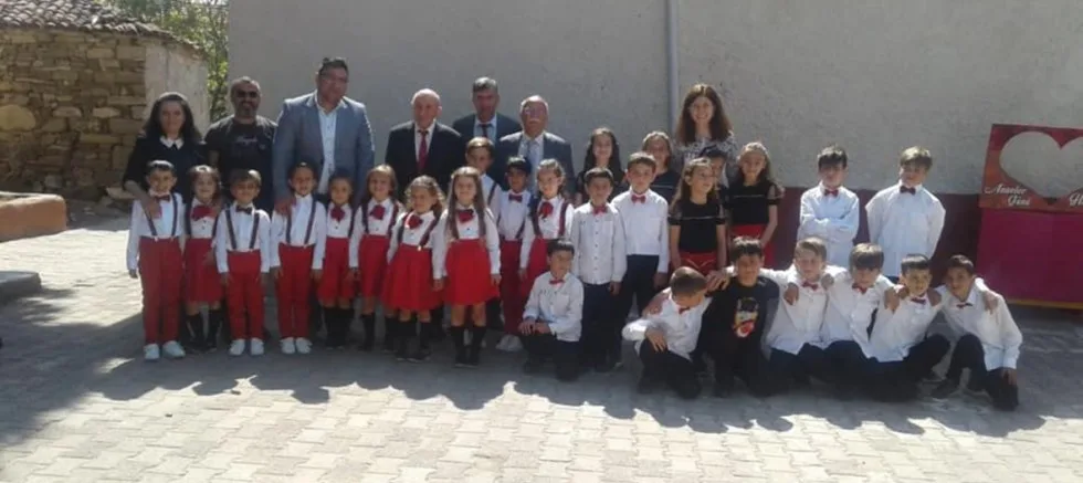 Yeniköy İlkokulu Öğrencilerinden Bahar Şenliği
